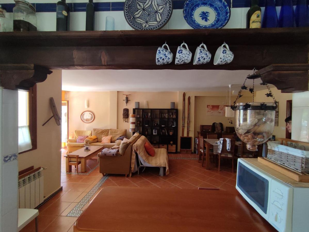 La Launa Apartamento Rural Тревелес Экстерьер фото